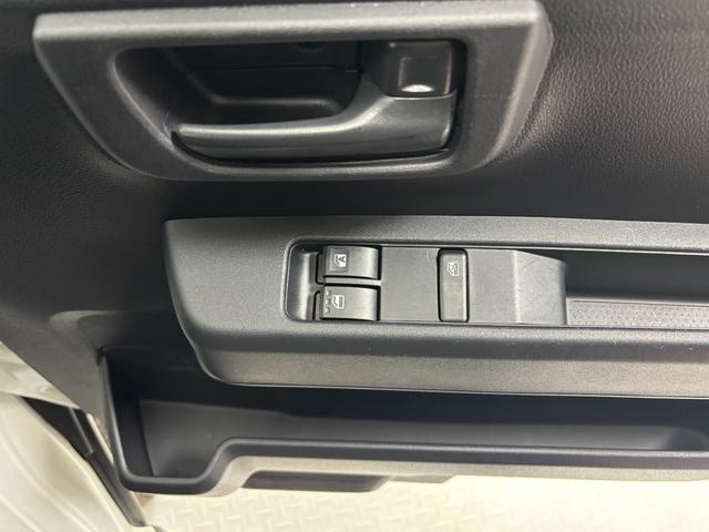 ハイゼットカーゴＤＸ防錆塗装済み　ＡＭＦＭチューナー　マニュアルエアコン　パワーウィンドウ　１２インチスチールホイール　ＬＥＤヘッドランプ　オートライト　キーレスエントリー　スマートアシスト（長野県）の中古車