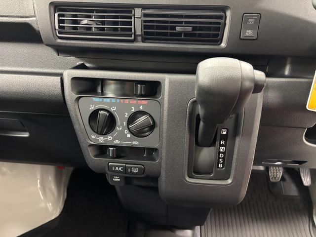 ハイゼットカーゴＤＸ防錆塗装済み　ドライブレコーダー　ＡＭ／ＦＭチューナー　マニュアルエアコン　電子制御式４ＷＤ　パワーウィンドゥ　コーナーセンサー　オートライト　キーレスエントリー　１２インチタイヤ　スマートアシスト（長野県）の中古車