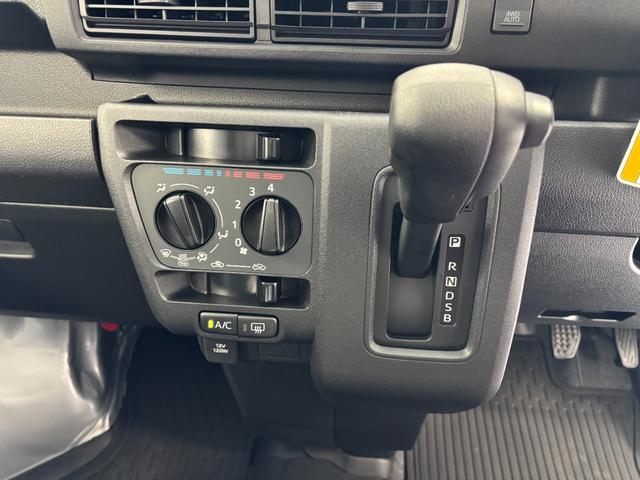 ハイゼットカーゴＤＸ防錆塗装済み　ドラレコ　ＡＭ／ＦＭチューナー　マニュアルエアコン　電子制御式４ＷＤ　オートライト機能つき　両側スライドドア　オーバーヘッドシェルフ　キーレスエントリー　スマートアシスト（長野県）の中古車