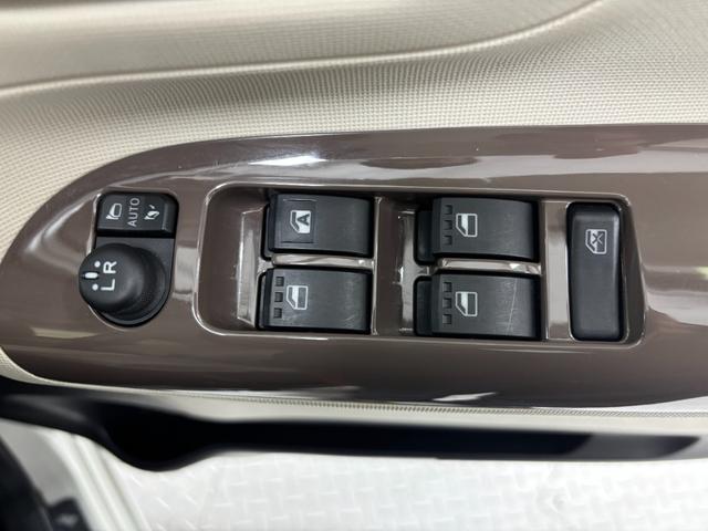 ムーヴキャンバスGメイクアップリミテッド SAIII防錆塗装済み ナビ パノラマモニター Bluetooth 両側電動スライドドア 片側シートヒーター 置きラクボックス ショッピングフック LED オートライト 電動格納ミラー キーフリー スマアシ(長野県)の中古車