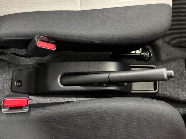 ミライースL SAIIICDチューナー マニュアルエアコン コーナーセンサー ハロゲンヘッドランプ オートライト機能 パンク修理キット 13インチフルホイールキャップ キーレスエントリー スマアシ(長野県)の中古車