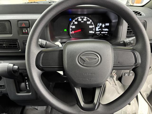 ハイゼットカーゴＤＸ防錆塗装済み　ドライブレコーダー　ＡＭ／ＦＭチューナー　マニュアルエアコン　電子制御式４ＷＤ　パワーウィンドゥ　ショッピングフック　オーバーヘッドシェルフ　両側スライドドア　キーレス　スマアシ（長野県）の中古車