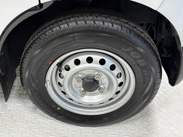 ハイゼットカーゴDX防錆塗装済 ドラレコ AM/FMチューナー マニュアルエアコン 電子制御式4WD 両側スライドドア 12インチスチールホイール オートライト オーバーヘッドシェルフ キーレスエントリー スマアシ(長野県)の中古車