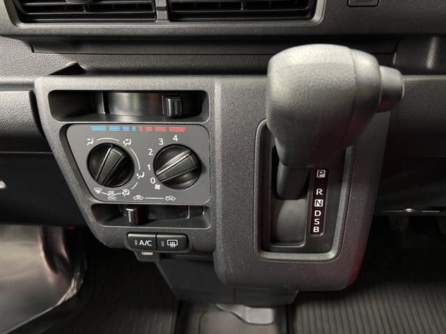 ハイゼットカーゴDX防錆塗装済み ドラレコ AM/FMチューナー マニュアルエアコン 電子制御式4WD 両側スライドドア フラット荷室 ハロゲンヘッドランプ オーバーヘッドシェルフ パワーウィンドゥ キーレス スマアシ(長野県)の中古車