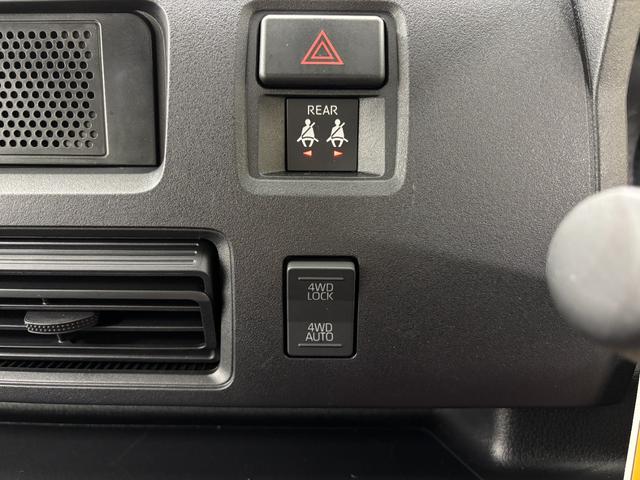 ハイゼットカーゴDX防錆塗装済み ドラレコ AM/FMチューナー マニュアルエアコン 電子制御式4WD 両側スライドドア フラット荷室 ハロゲンヘッドランプ オーバーヘッドシェルフ パワーウィンドゥ キーレス スマアシ(長野県)の中古車