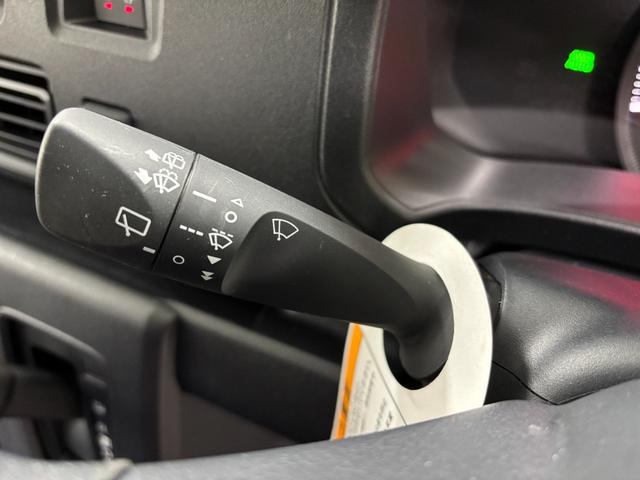 ハイゼットカーゴＤＸ防錆塗装済み　ドライブレコーダー　ＡＭ／ＦＭチューナー　マニュアルエアコン　両側スライドドア　オーバーヘッドシェルフ　パワーウィンドゥ　オートライト　ショッピングフック　１２インチスチールホイール（長野県）の中古車