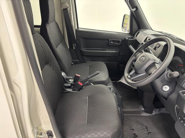 ハイゼットカーゴDX防錆塗装済み ドラレコ AM/FMチューナー 電子制御式4WD マニュアルエアコン 両側スライドドア フラット荷室 オーバーヘッドシェルフ パワーウィンドゥ オートライト キーレスエントリー スマアシ(長野県)の中古車