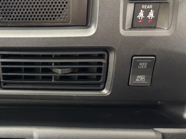 ハイゼットカーゴDX防錆塗装済み ドラレコ AM/FMチューナー 電子制御式4WD マニュアルエアコン 両側スライドドア フラット荷室 オーバーヘッドシェルフ パワーウィンドゥ オートライト キーレスエントリー スマアシ(長野県)の中古車