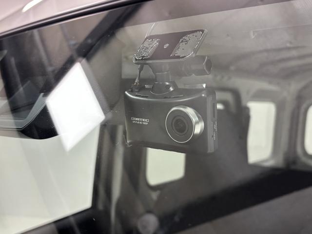 ハイゼットカーゴDX防錆塗装済み ドラレコ AM/FMチューナー 電子制御式4WD マニュアルエアコン 両側スライドドア フラット荷室 オーバーヘッドシェルフ パワーウィンドゥ オートライト キーレスエントリー スマアシ(長野県)の中古車