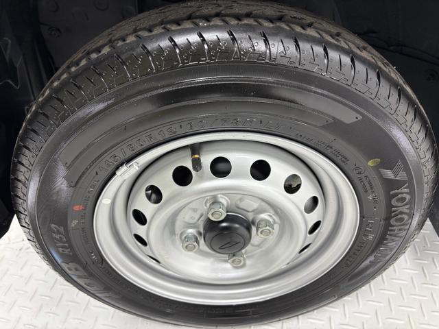 ハイゼットカーゴＤＸ防錆塗装済み　ドライブレコーダー　ＡＭ、ＦＭチューナー　マニュアルエアコン　電子制御式４ＷＤ　フラット荷台　オートライト機能　オーバーヘッドシェルフ　両側スライドドア　キーレスエントリー　スマアシ（長野県）の中古車