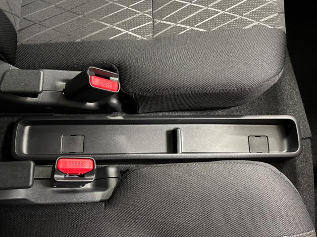 アトレーＲＳ　４ＷＤ　ターボ　ＣＶＴ　オーディオレス　クルコンターボ　追従機能　オーディオレス　両側電動スライドドア　フルフラット荷室　アクセサリーソケット　プッシュスタート　オーバーヘッドシェルフ　ＬＥＤ　キーフリー　１２インチフルホイールキャップ　スマアシ（長野県）の中古車