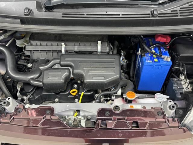 ムーヴＸ　ＳＡIIIＣＤチューナー　オートエアコン　運転席側シートヒーター　パワーモード　ハロゲンヘッドランプ　オートライト機能　パンク応急修理キットも搭載　収納付きアームレスト　プッシュスタート　キーフリー　スマアシ（長野県）の中古車