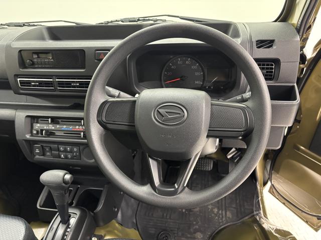 ハイゼットトラックスタンダード防錆塗装済み　ＡＭ／ＦＭチューナー　マニュアルエアコン　パワステ　電子制御式４ＷＤ　アクセサリーソケット　コーナーセンサー　ショッピングフック　ドリンクホルダー　オートライト機能　スマートアシスト（長野県）の中古車