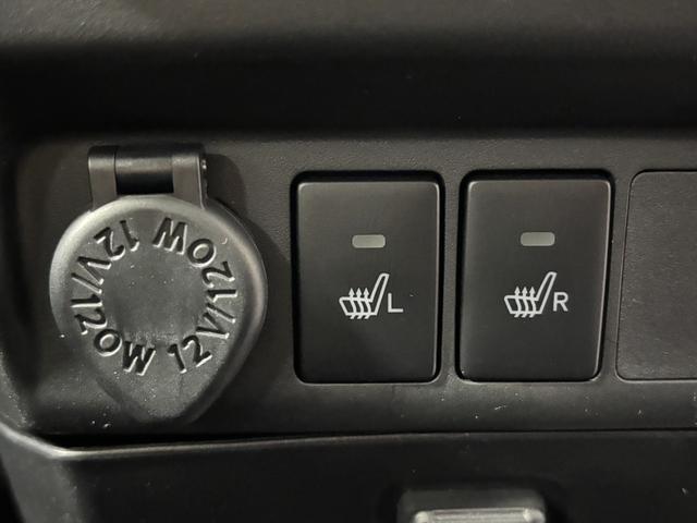 トールカスタムＧ追従機能　ＥＴＣ　純正ナビ　バックカメラ　Ｂｌｕｅｔｏｏｔｈ　フルセグ　ＵＳＢソケット　両側電動スライドドア　両側シートヒーター　格納式テーブル　ＬＥＤ　オートライト　キーフリー　スマアシ（長野県）の中古車