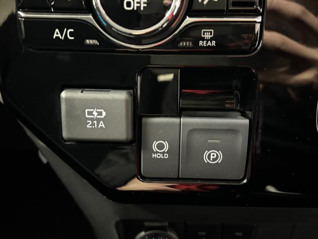 トールカスタムＧ追従機能　ＥＴＣ　純正ナビ　バックカメラ　Ｂｌｕｅｔｏｏｔｈ　フルセグ　ＵＳＢソケット　両側電動スライドドア　両側シートヒーター　格納式テーブル　ＬＥＤ　オートライト　キーフリー　スマアシ（長野県）の中古車