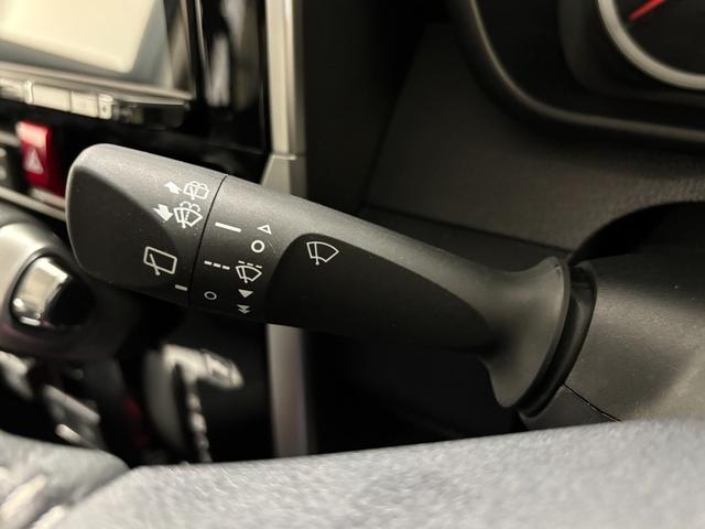 トールカスタムＧ追従機能　ＥＴＣ　純正ナビ　バックカメラ　Ｂｌｕｅｔｏｏｔｈ　フルセグ　ＵＳＢソケット　両側電動スライドドア　両側シートヒーター　格納式テーブル　ＬＥＤ　オートライト　キーフリー　スマアシ（長野県）の中古車