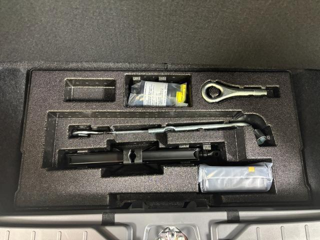 タフトＧターボ　ダーククロムベンチャーターボ　スカイフィールトップ　ドラレコ　追従機能　純正ナビ　パノラマモニター　Ｂｌｕｅｔｏｏｔｈ　地デジ　ハンズフリー　ＨＤＭＩ、ＵＳＢソケット　両側シートヒーター　キーフリー　スマアシ（長野県）の中古車