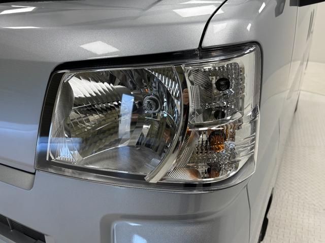 ハイゼットカーゴＤＸＡＭ／ＦＭチューナー　マニュアルエアコン　アクセサリーソケット　電子制御式４ＷＤ　オーバーヘッドシェルフ　フルフラット荷室　ハロゲンヘッドランプ　オートライト機能　キーレスエントリー　スマアシ（長野県）の中古車