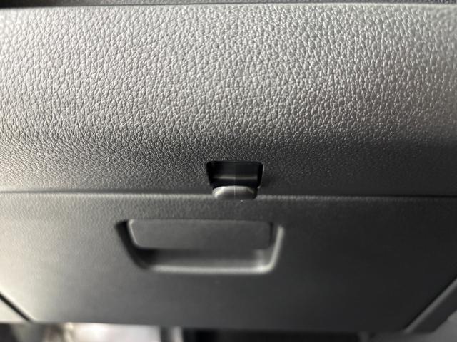 ハイゼットカーゴＤＸＡＭ、ＦＭチューナー　マニュアルエアコン　電子制御式４ＷＤ　両側スライドドア　フルフラット荷室　ハロゲンヘッドランプ　オートライト機能　オーバーヘッドシェルフ　キーレスエントリー　スマアシ（長野県）の中古車