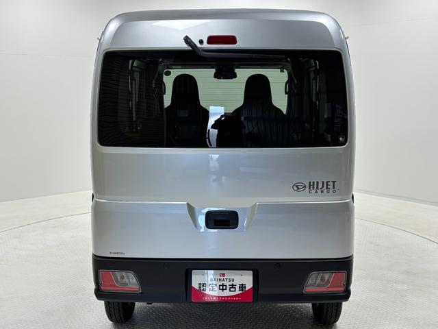 ハイゼットカーゴＤＸＡＭ、ＦＭチューナー　マニュアルエアコン　電子制御式４ＷＤ　両側スライドドア　フルフラット荷室　ハロゲンヘッドランプ　オートライト機能　オーバーヘッドシェルフ　キーレスエントリー　スマアシ（長野県）の中古車