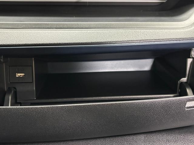 タントカスタムＲＳターボ　ＥＴＣ　純正ナビ　パノラマモニター　Ｂｌｕｅｔｏｏｔｈ　ハンズフリー　フルセグ　ＵＳＢソケット　両側電動スライドドア　ミラクルオープンドア　両側シートヒーター　格納式テーブル　ＬＥＤ　スマアシ（長野県）の中古車