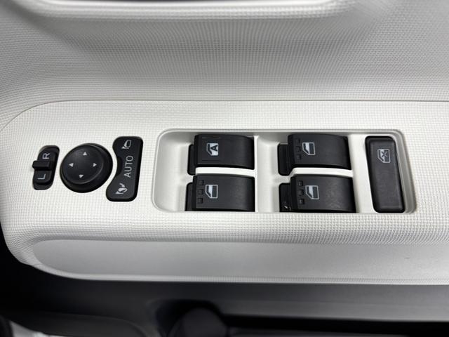 ムーヴキャンバスストライプスＧＣＤチューナー　両側電動スライドドア　両側シートヒーター　ホッとカップホルダー　置きラクボックス　電動格納ミラー　電動パーキングブレーキ　ＬＥＤヘッドランプ　オートライト機能　キーフリー　スマアシ（長野県）の中古車