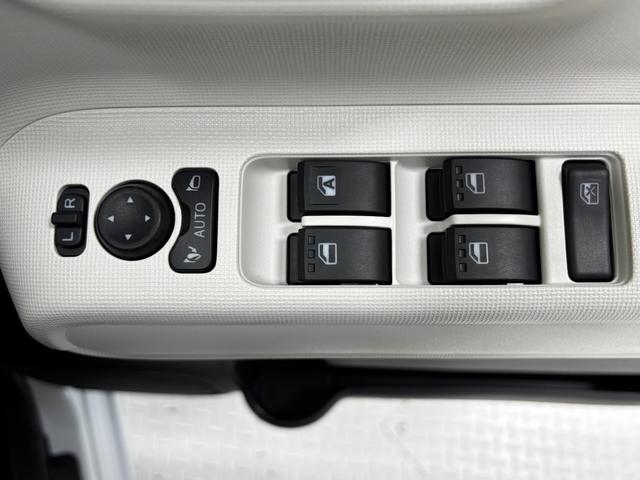 ムーヴキャンバスストライプスＧＣＤチューナー　両側電動スライドドア　両側シートヒーター　ホッとカップホルダー　置きラクボックス　電動格納ミラー　電動パーキングブレーキ　ＬＥＤ　オートライト機能　キーフリー　スマアシ（長野県）の中古車