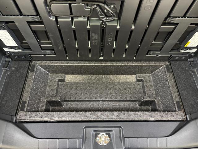 タントファンクロスターボターボ　オーディオレス　ＵＳＢソケット　両側電動スライドドア　ミラクルオープンドア　両側シートヒーター　格納式テーブル　電動格納ミラー　収納付きアームレスト　ＬＥＤ　オートライト　キーフリー　スマアシ（長野県）の中古車