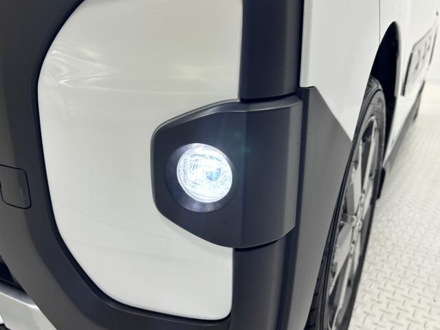 タントファンクロスターボ eco IDLE非装着車ターボ CDチューナー USBソケット 両側電動スライドドア ミラクルオープンドア 両側シートヒーター 格納式テーブル 電動格納ミラー 収納付きアームレスト LED オートライト キーフリー スマアシ(長野県)の中古車