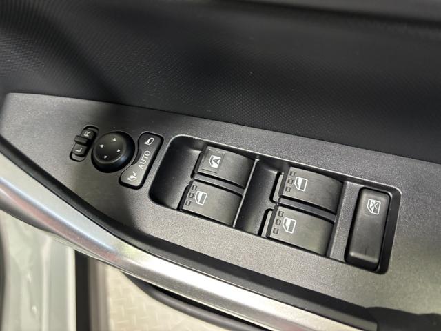ロッキープレミアムＧドラレコ　ＥＴＣ　追従機能　純正ナビ　パノラマモニター　Ｂｌｕｅｔｏｏｔｈ　フルセグ　ハンズフリー通話　ＵＳＢソケット　両側シートヒーター　ステアリングスイッチ　ＬＥＤ　オートライト　キーフリー（長野県）の中古車