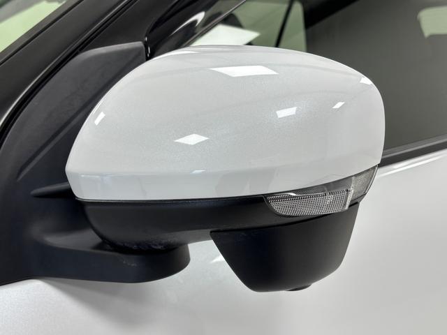 ロッキープレミアムＧドラレコ　ＥＴＣ　追従機能　純正ナビ　パノラマモニター　Ｂｌｕｅｔｏｏｔｈ　フルセグ　ハンズフリー通話　ＵＳＢソケット　両側シートヒーター　ステアリングスイッチ　ＬＥＤ　オートライト　キーフリー（長野県）の中古車
