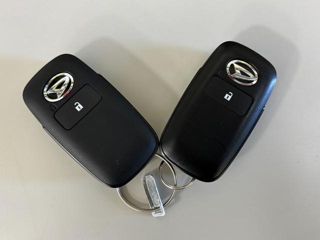 ロッキープレミアムＧドラレコ　ＥＴＣ　追従機能　純正ナビ　パノラマモニター　Ｂｌｕｅｔｏｏｔｈ　フルセグ　ハンズフリー通話　ＵＳＢソケット　両側シートヒーター　ステアリングスイッチ　ＬＥＤ　オートライト　キーフリー（長野県）の中古車