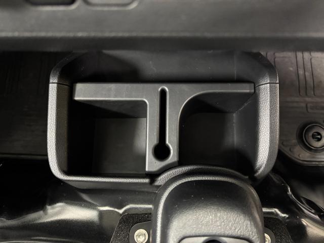 ハイゼットトラックスタンダード　４ＷＤ　４ＡＴＣＤチューナー　マニュアルエアコン　４ＡＴ　パートタイム４ＷＤ　アクセサリーソケット　ハロゲンヘッドランプ　オートライト機能　ショッピングフック　ゲートプロテクター（長野県）の中古車