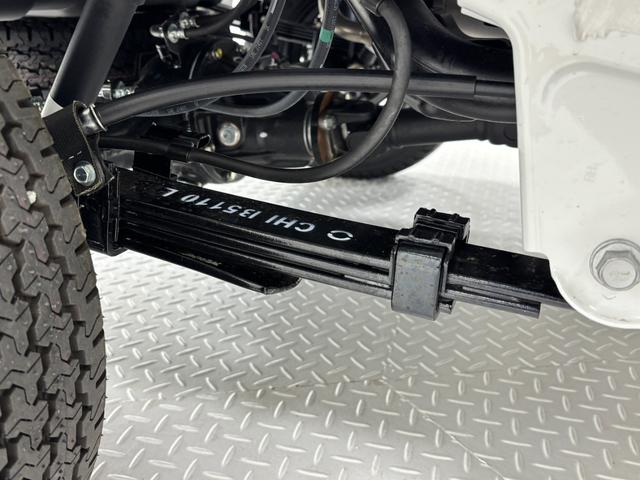 ハイゼットトラックスタンダード　農用スペシャルＡＭ・ＦＭチューナー　マニュアルエアコン　電子制御式４ＷＤ　アクセサリーソケット　ハロゲンヘッドランプ　オートライト機能　ショッピングフック　アッパートレイ　ＬＥＤ大型荷台作業灯（長野県）の中古車