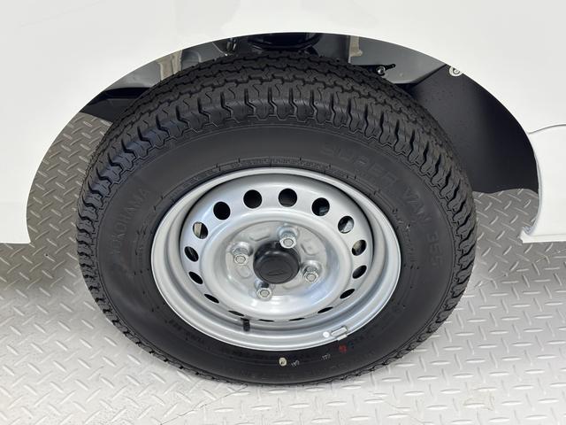 ハイゼットトラックスタンダード　農用スペシャルＡＭ・ＦＭチューナー　マニュアルエアコン　電子制御式４ＷＤ　アクセサリーソケット　ハロゲンヘッドランプ　オートライト機能　ショッピングフック　アッパートレイ　ＬＥＤ大型荷台作業灯（長野県）の中古車