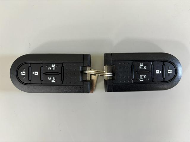 ムーヴキャンバスＸリミテッドメイクアップ　ＳＡII純正ナビ　パノラマモニター　Ｂｌｕｅｔｏｏｔｈ　フルセグ　ハンズフリー通話　ＵＳＢソケット　両側電動スライドドア　置きラクボックス　ステアリングスイッチ　電動格納ミラー　キーフリー　スマアシ（長野県）の中古車