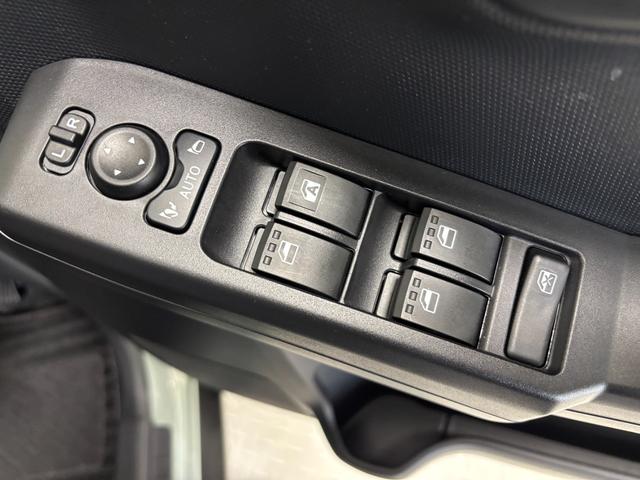 タフトＧターボ　ダーククロムベンチャーターボ　追従機能　Ｂｌｕｅｔｏｏｔｈ・ＵＳＢオーディオ　ハンズフリー　ＵＳＢソケット　スカイフィールトップ　電動パーキングブレーキ　両側シートヒーター　プッシュスタート　ＬＥＤ　オートライト　スマアシ（長野県）の中古車
