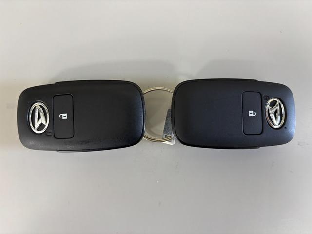 タフトＧターボ　ダーククロムベンチャーターボ　追従機能　Ｂｌｕｅｔｏｏｔｈ・ＵＳＢオーディオ　ハンズフリー　ＵＳＢソケット　スカイフィールトップ　電動パーキングブレーキ　両側シートヒーター　プッシュスタート　ＬＥＤ　オートライト　スマアシ（長野県）の中古車