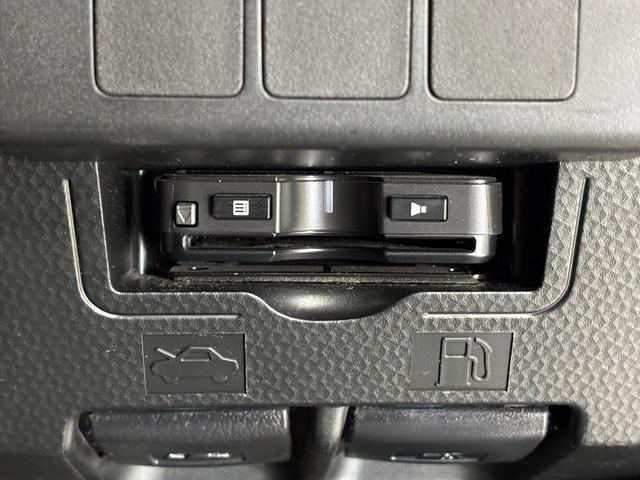 トールカスタムＧ　ＳＡIIＥＴＣ　純正ナビ　パノラマモニター　Ｂｌｕｅｔｏｏｔｈ　ワンセグ　ハンズフリー通話　ＵＳＢソケット　両側電動スライドドア　フルフラット荷室　格納式リヤドアサンシェード　ＬＥＤ　オートライト　スマアシ（長野県）の中古車