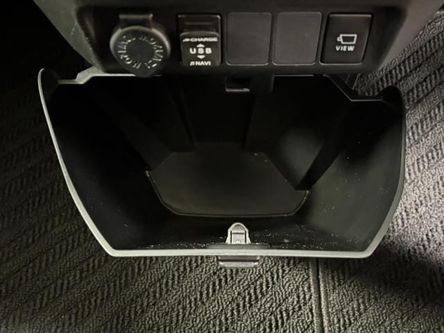 トールカスタムＧ　ＳＡIIＥＴＣ　純正ナビ　パノラマモニター　Ｂｌｕｅｔｏｏｔｈ　ワンセグ　ハンズフリー通話　ＵＳＢソケット　両側電動スライドドア　フルフラット荷室　格納式リヤドアサンシェード　ＬＥＤ　オートライト　スマアシ（長野県）の中古車