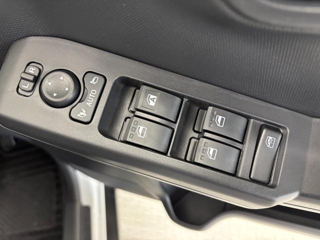 タフトＧ　ダーククロムベンチャー追従機能　オーディオレス　ＵＳＢソケット　アクセサリーソケット　スカイフィールトップ　両側シートヒーター　ＬＥＤヘッドランプ　オートライト機能　プッシュスタート　キーフリー　スマアシ（長野県）の中古車