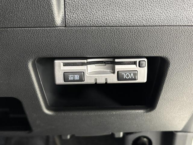タント 中古車 カスタムＲＳ　ＳＡＩＩターボ　ＥＴＣ　純正ナビ　Ｂｌｕｅｔｏｏｔｈ　地デジ　ＣＤ，ＤＶＤ　両側電動スライドドア　ミラクルオープンドア　電動格納ミラー　格納サンシェード　フルフラット荷室　オートライト　キーフリー　スマアシ