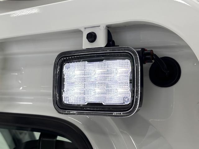 ハイゼットトラックスタンダード　農用スペシャル　５ＭＴ　４ＷＤＭＴ５　ＡＭ．ＦＭチューナー　マニュアルエアコン　ＬＥＤ大型荷台作業　アクセサリーソケット　パートタイム４ＷＤ　ハロゲンランプ　オートライト　板バネ４枚　衝突回避（長野県）の中古車