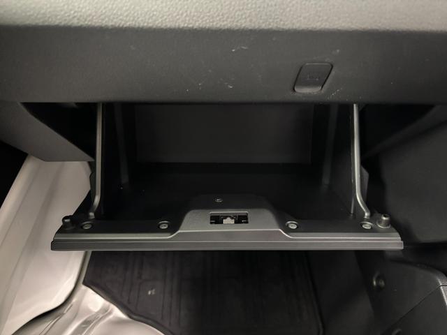 ハイゼットトラックスタンダード　農用スペシャル　５ＭＴ　４ＷＤＭＴ５　ＡＭ．ＦＭチューナー　マニュアルエアコン　ＬＥＤ大型荷台作業　アクセサリーソケット　パートタイム４ＷＤ　ハロゲンランプ　オートライト　板バネ４枚　衝突回避（長野県）の中古車
