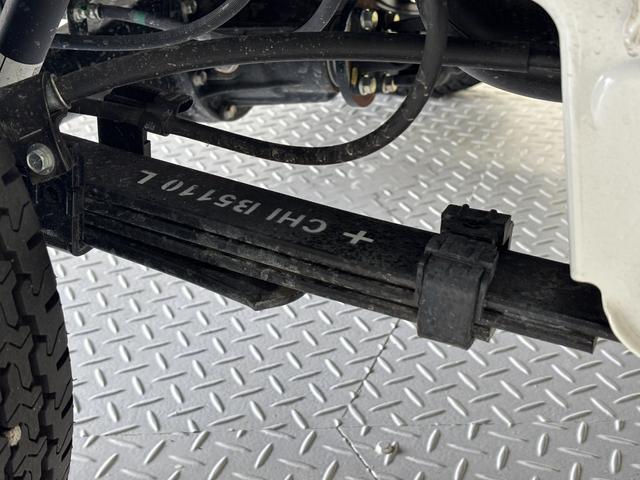 ハイゼットトラックスタンダード　農用スペシャル　５ＭＴ　４ＷＤＭＴ５　ＡＭ．ＦＭチューナー　マニュアルエアコン　ＬＥＤ大型荷台作業　アクセサリーソケット　パートタイム４ＷＤ　ハロゲンランプ　オートライト　板バネ４枚　衝突回避（長野県）の中古車
