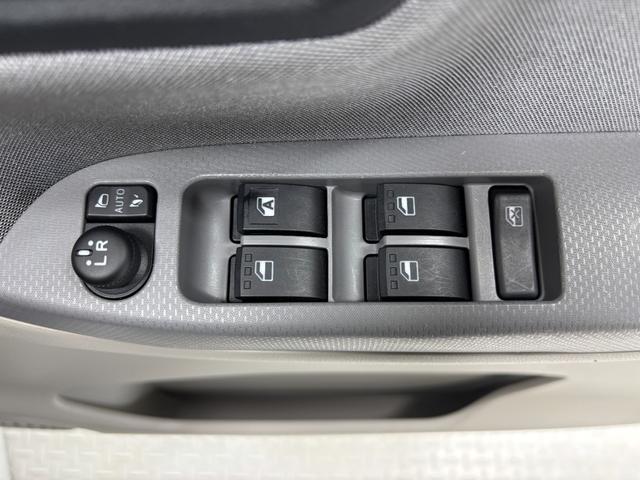 キャストスタイルX SAIIICDチューナー オートエアコン ハロゲンランプ オートライト プッシュスタート 電動格納ミラー ショッピングフック 衝突回避 キーフリー(長野県)の中古車