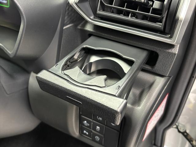 ロッキープレミアムドラレコ　追従機能　純正ナビ　全方位カメラ　Ｂｌｕｅｔｏｏｔｈ　フルセグ　ＵＳＢソケット　両側シートヒーター　ＬＥＤ　フォグランプ　オートライト　プッシュスタート　電動格納ミラー　キーフリー　衝突回避（長野県）の中古車