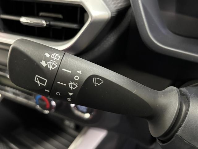ロッキープレミアムドラレコ　追従機能　純正ナビ　全方位カメラ　Ｂｌｕｅｔｏｏｔｈ　フルセグ　ＵＳＢソケット　両側シートヒーター　ＬＥＤ　フォグランプ　オートライト　プッシュスタート　電動格納ミラー　キーフリー　衝突回避（長野県）の中古車