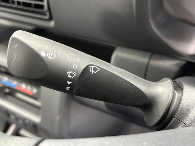 ハイゼットトラックスタンダード5MT AM.FMチューナー マニュアルエアコン パートタイム4WD アクセサリーソケット ガードフレームプロテクター ゲートプロテクター ハロゲンランプ オートライト(長野県)の中古車