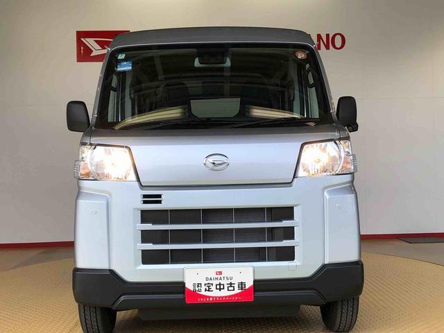 ハイゼットカーゴＤＸ４ＷＤ　ＡＭ／ＦＭラジオ　　マニュアルエアコン　パワーステアリング　パワードアロック　キーレスエントリー　衝突被害軽減システム　横滑り防止機能　アイドリングストップ　オートライト　ＡＢＳ（長野県）の中古車